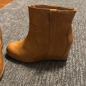 Yellow box ankle booties